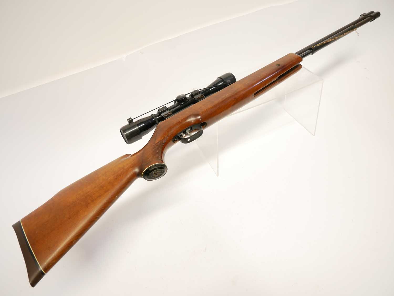 Weihrauch HW77 .22 air rifle serial number 1002371, 18 inch barrel, with Apollo 4x32 scope and a - Image 8 of 10