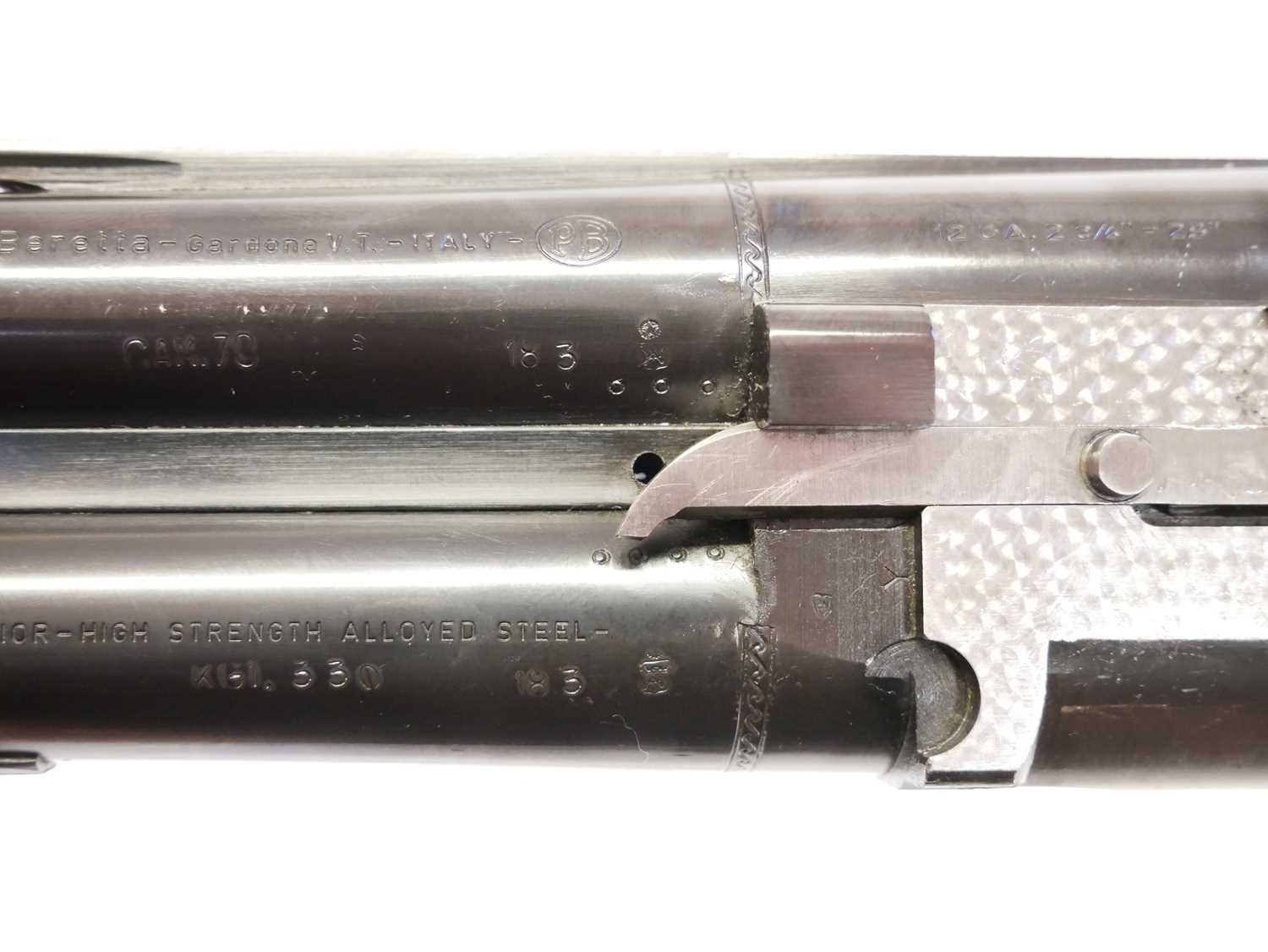 Beretta S687 12 bore over and under shotgun, serial number E82646B, 28inch barrels with three - Image 14 of 15