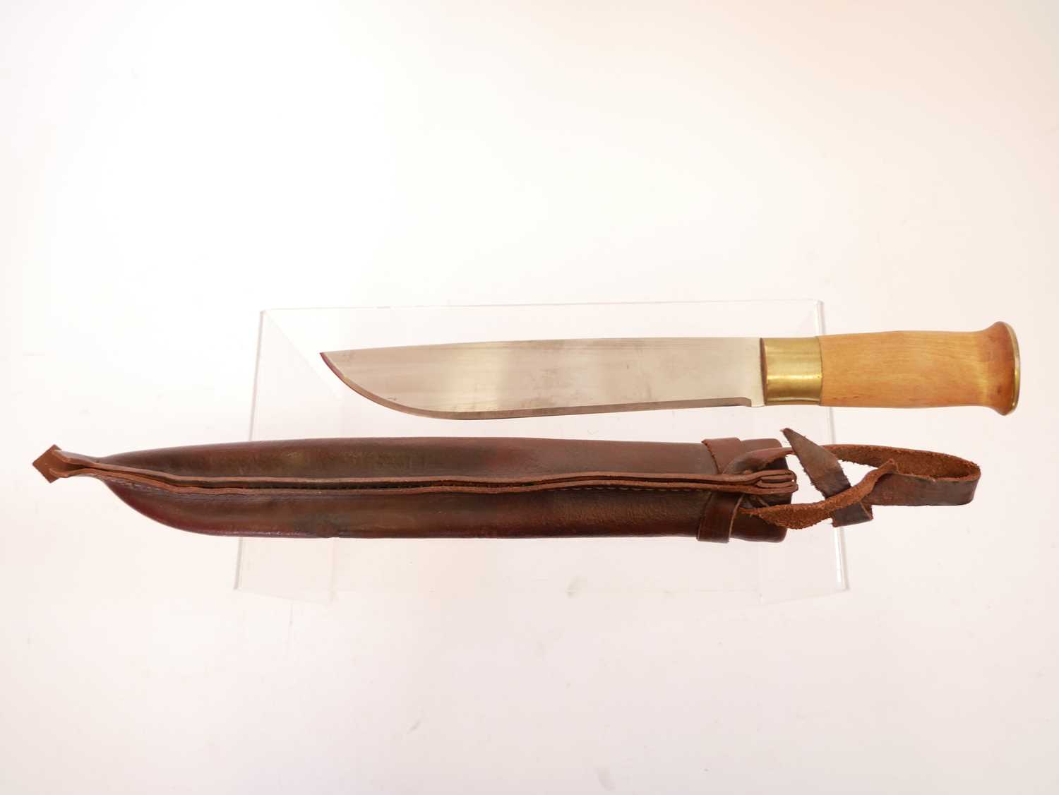 Knivsmed hunting knife, 9inch blade marked 'Knivsmed Stromeng Karasjok, Norway' with leather - Bild 4 aus 7