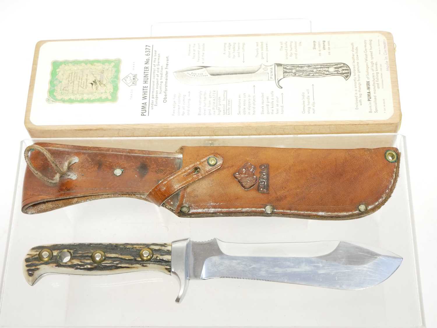 Puma White Hunter no.6377 knife, 6 inch blade, stag horn grips, with leather sheath and box. Buyer - Image 2 of 6