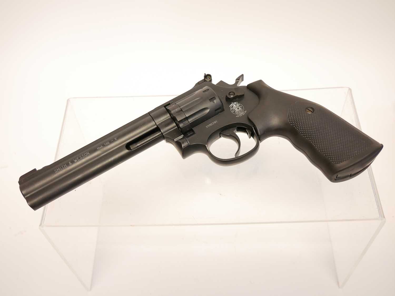 Smith and Wesson Umarex Model 586 - 6" .177 CO2 air pistol revolver, serial number S111953181, - Image 4 of 7