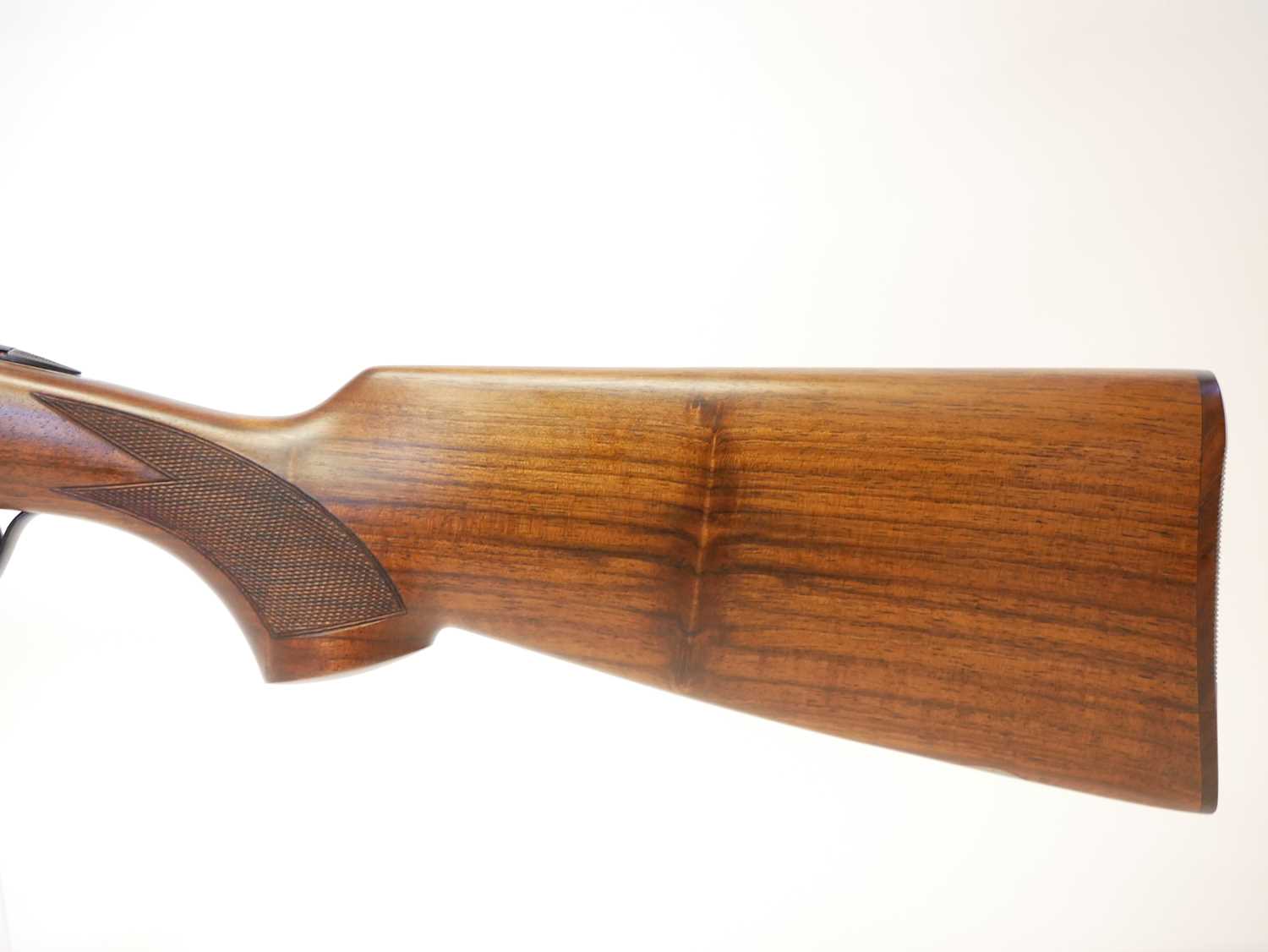 Beretta S687 12 bore over and under shotgun, serial number E82646B, 28inch barrels with three - Image 10 of 15