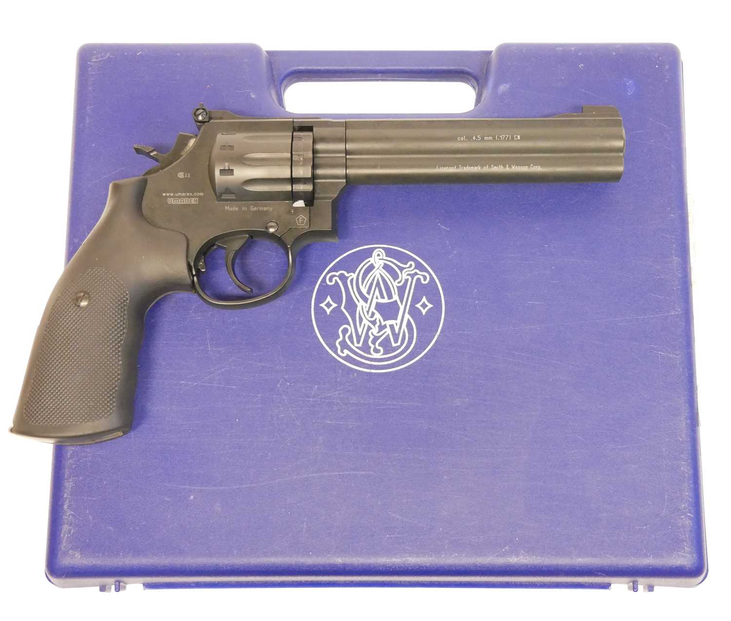 Smith and Wesson Umarex Model 586 - 6" .177 CO2 air pistol revolver, serial number S111953181, - Image 2 of 7