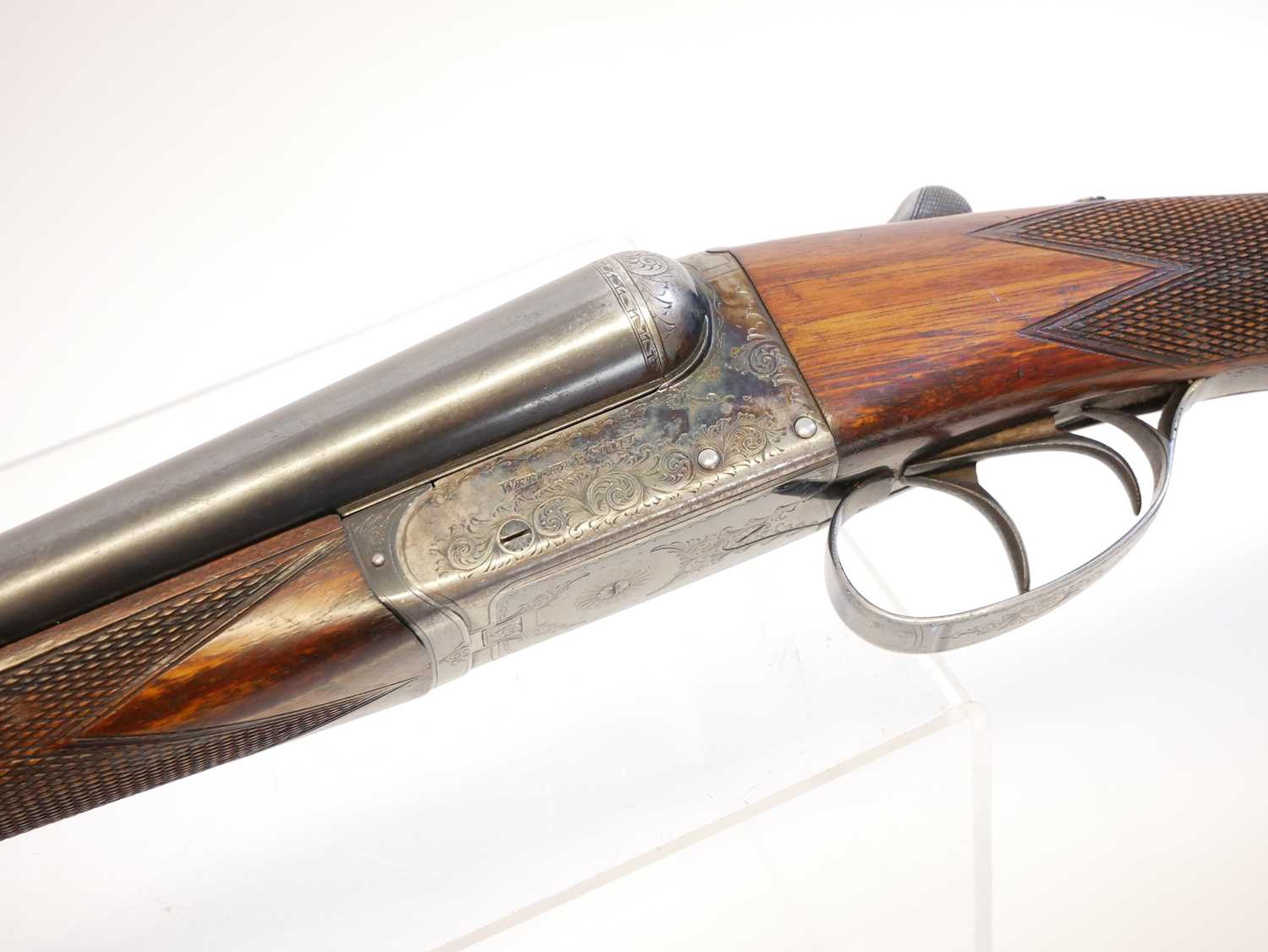 Webley and Scott 12 bore side by side shotgun, serial number 134551, 28 inch barrels with 2 3/4 inch - Image 9 of 15