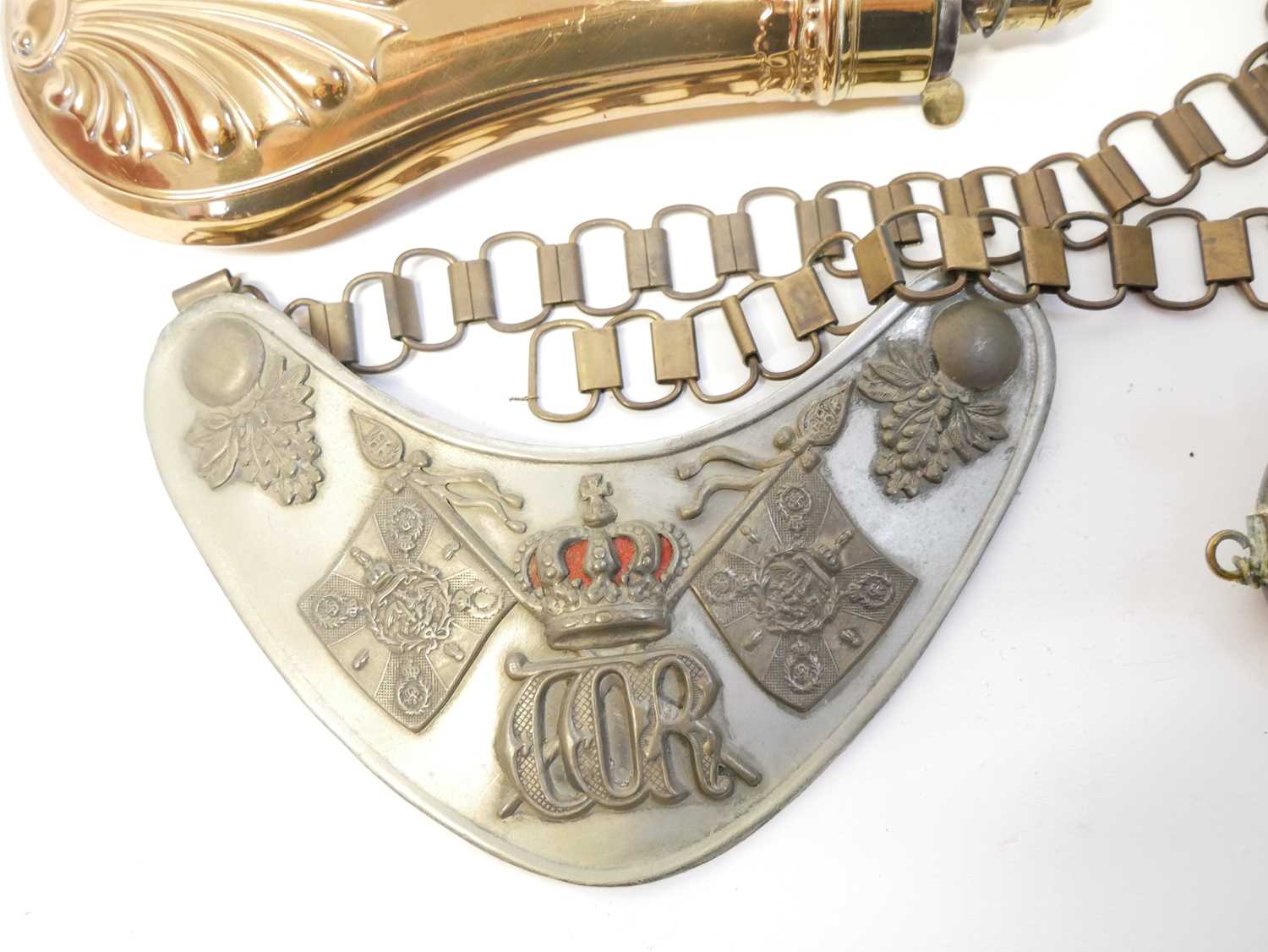 Collection of items, to include a Royal Artillery bugle, one other miniature bugle, a powder - Image 2 of 11