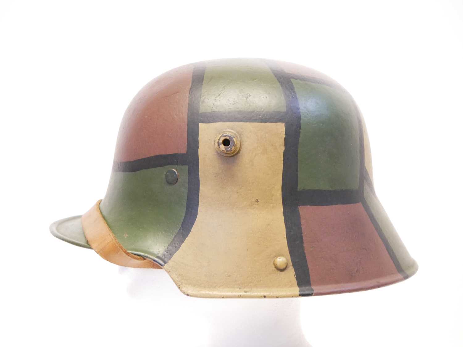 German WWI M16 helmet, the originality of the turtle shell paintwork is not known, the helmet is - Image 4 of 8