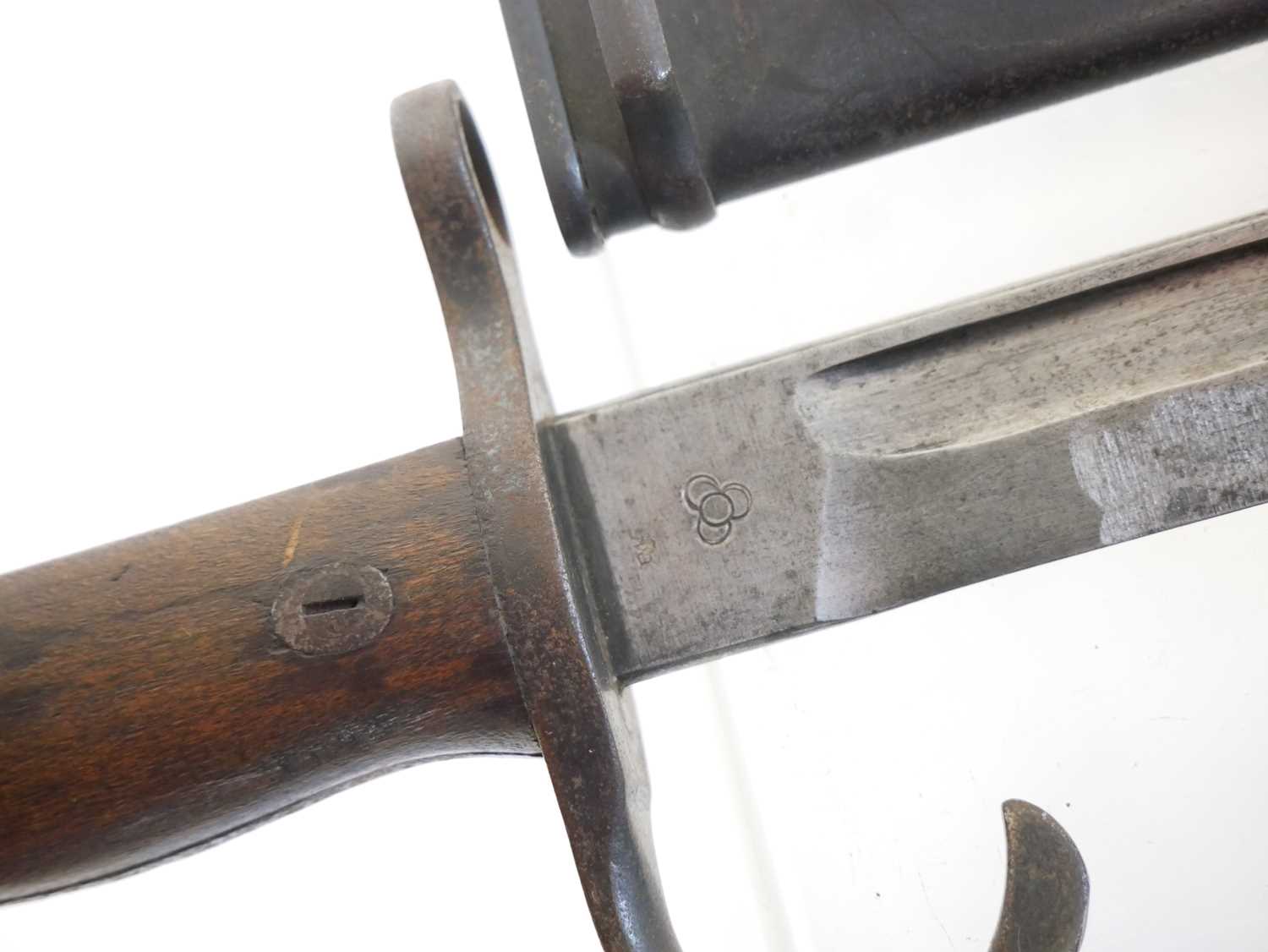 Japanese Arisaka type 30 bayonet and scabbard. Buyer must be over the age of 18. Age verification ID - Image 4 of 9