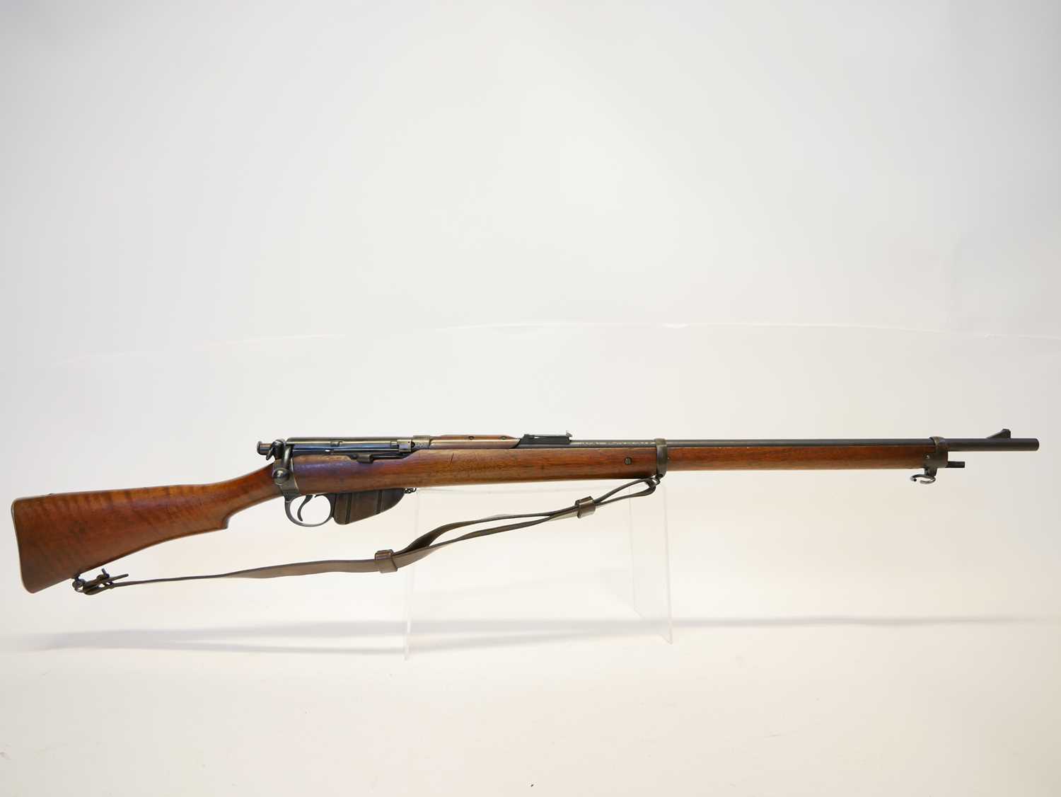 Long Lee Enfield .303 bolt action rifle, serial number 2719, 30 inch barrel with folding ladder - Image 2 of 20