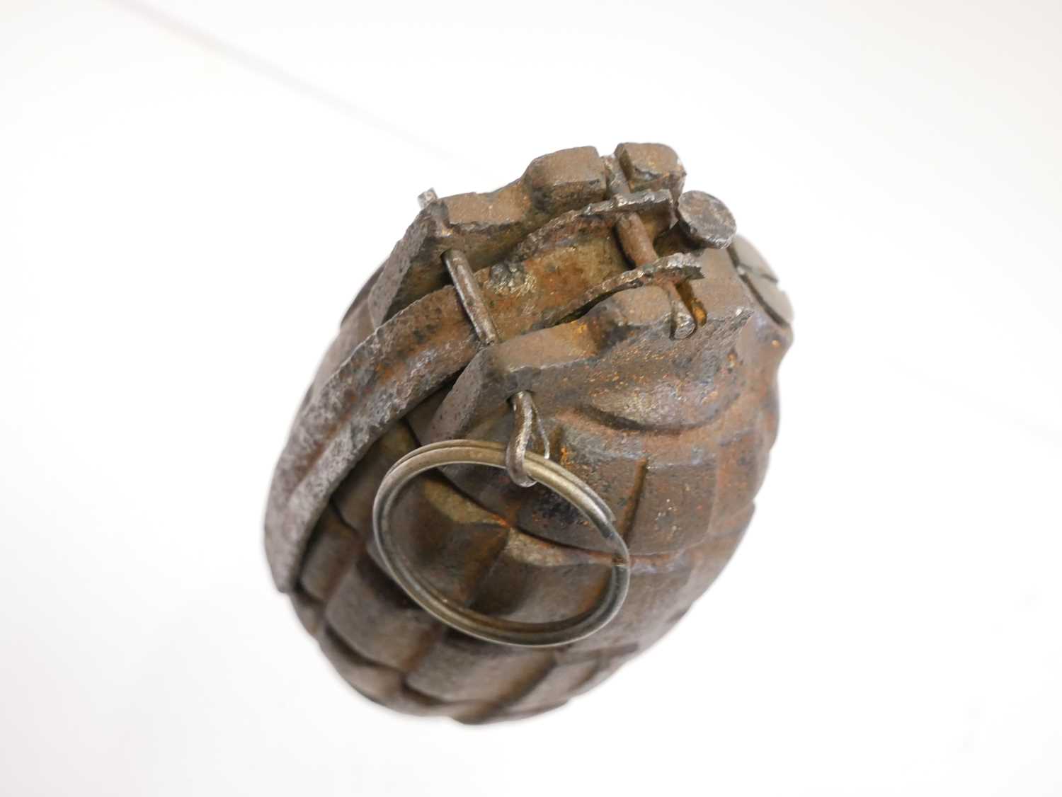 Inert WWI No.5 Mk1 Mills bomb / hand grenade, the base with 11/16 date and Munitions and Light - Image 3 of 9