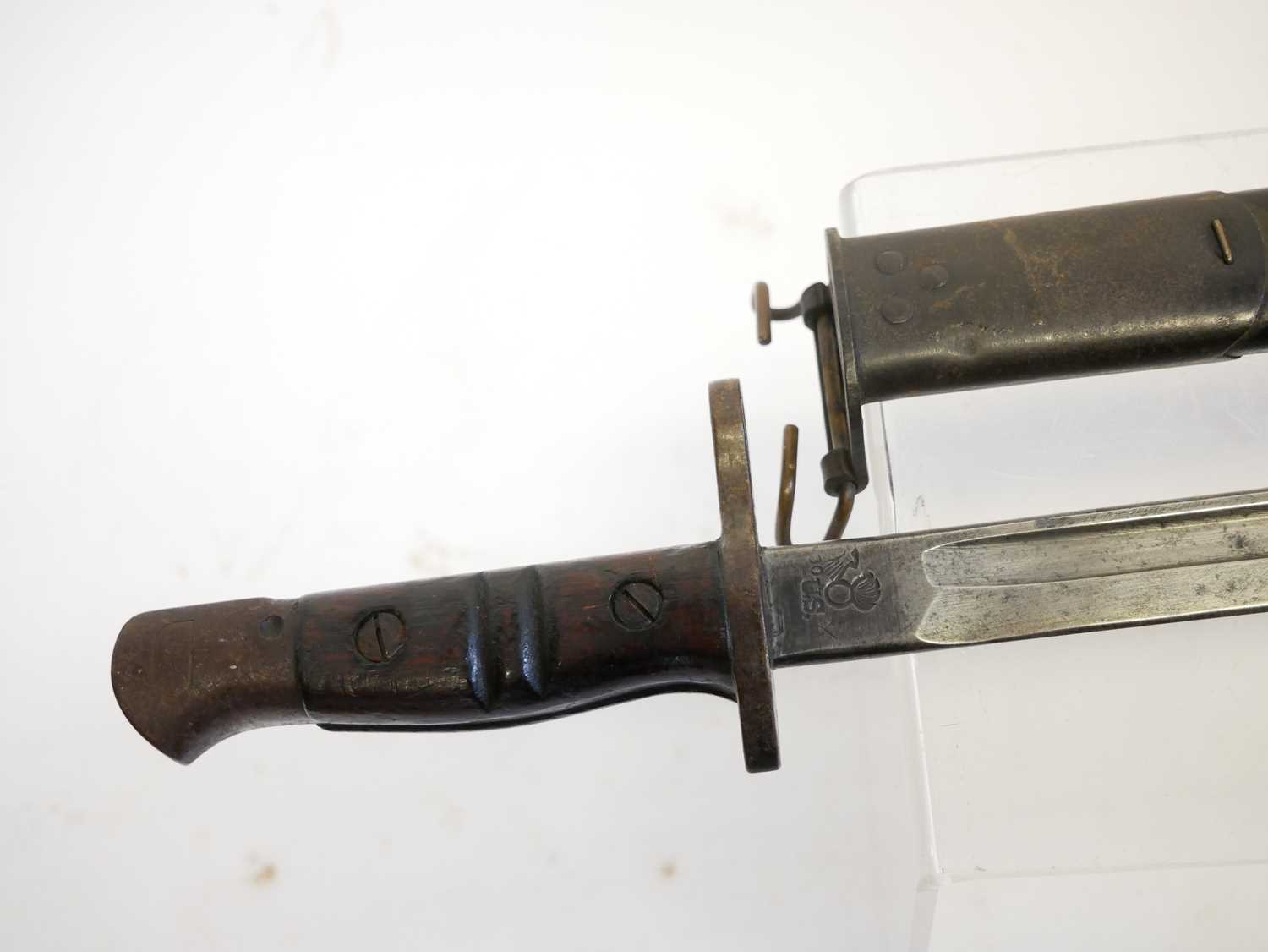 Remington P17 bayonet and scabbard, with rare 1918 acceptance stamp to the ricasso along with - Image 3 of 8