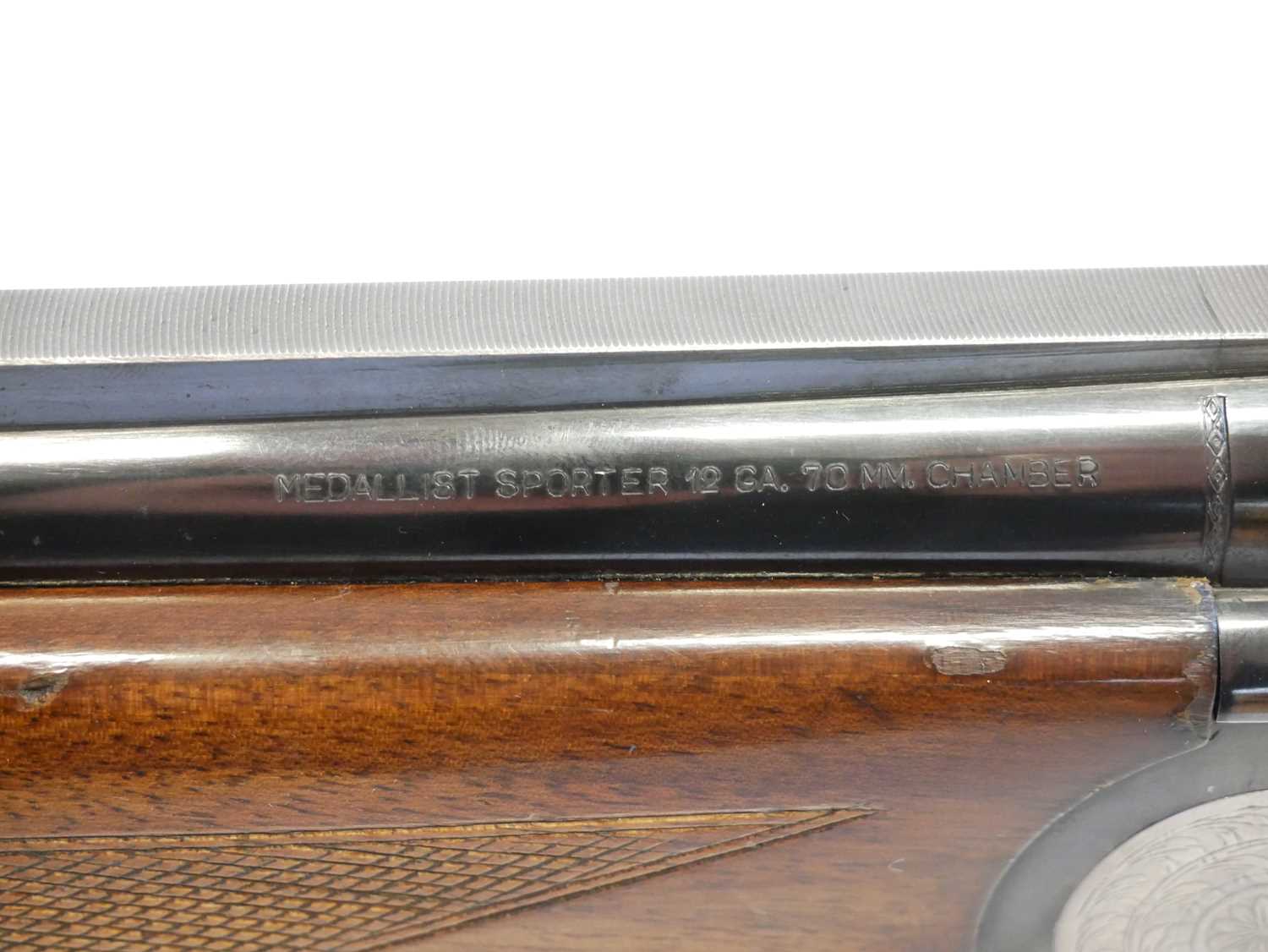 Medallist (Browning) 12 bore over and under shotgun, serial number 142583, 28 inch multichoke - Image 11 of 14