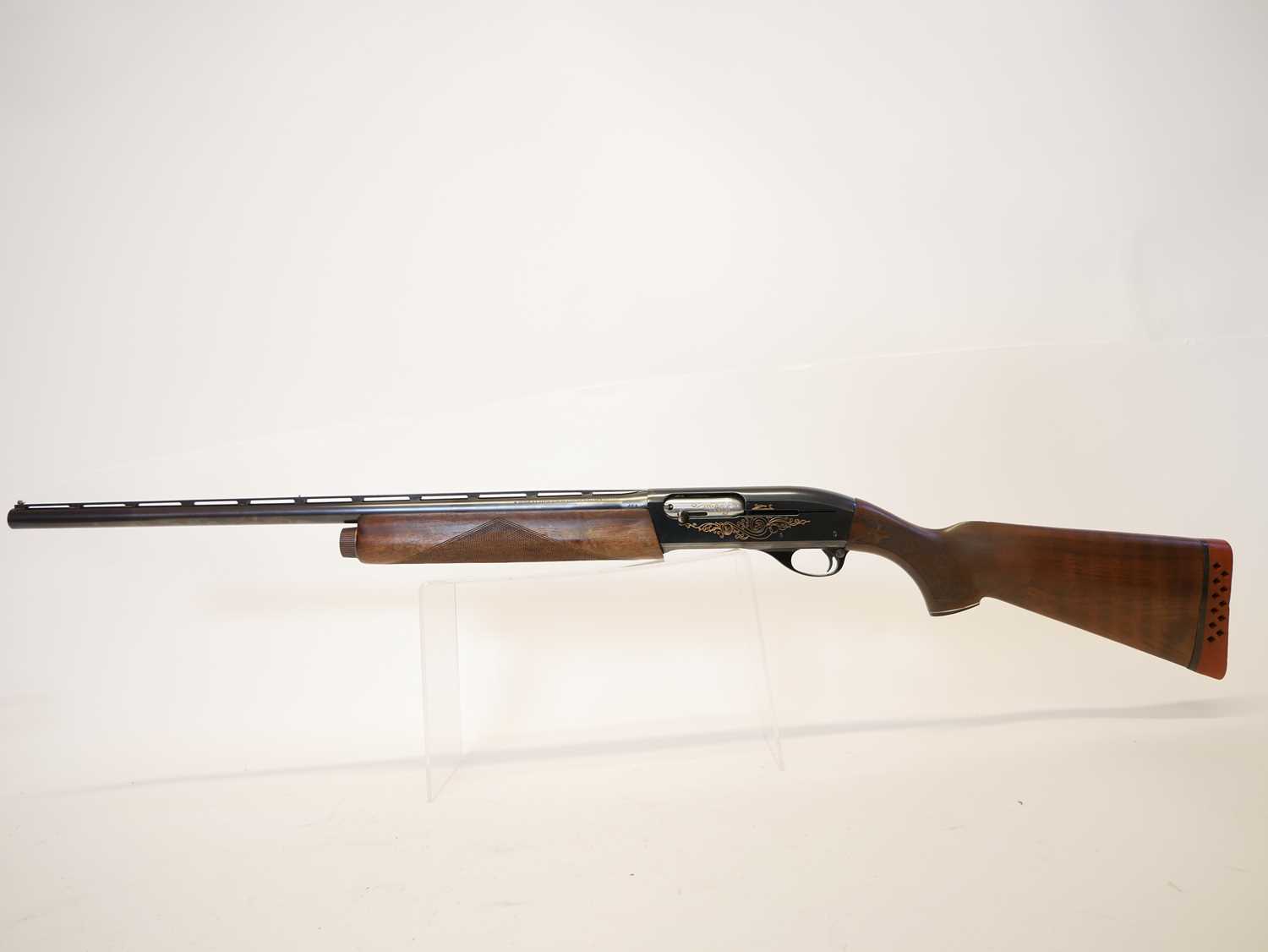 Remington left hand 12 bore semi auto shotgun, serial numberL786134V, Model 1100LH, 25inch barrel - Image 2 of 15