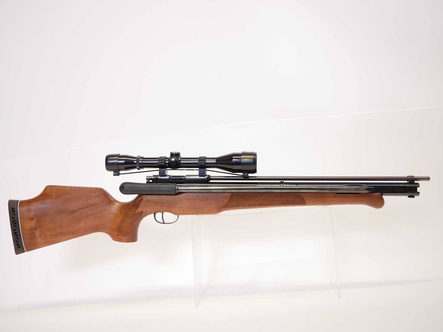 Titan Mohawk .22 single stroke pneumatic air rifle, in almost mint conditon, with 20 inch barrel and - Image 2 of 11