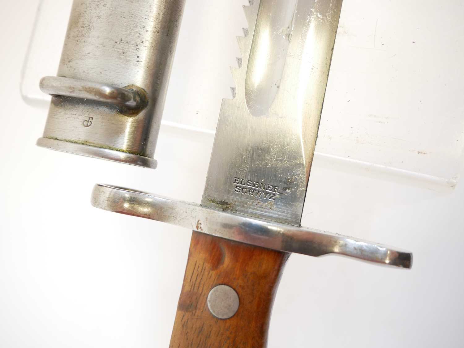 Swiss K11 /31 pioneer bayonet and scabbard, 18.5inch fullered blade with saw back, the ricasso - Image 3 of 8