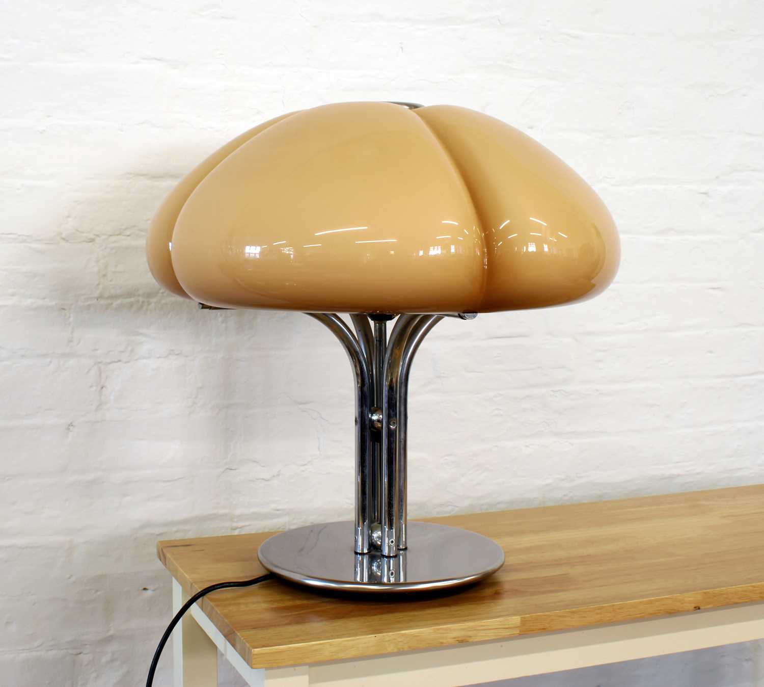 Gae Aulenti for Harvey Guzzini Italian "Quadrifoglio" Table Lamp - Image 3 of 11