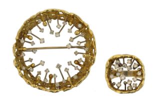 A 1970s set of 18ct gold jewellery by John Donald.