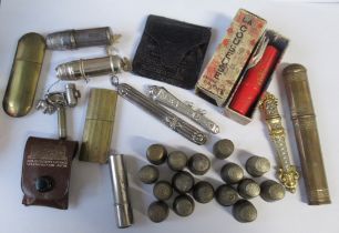 A collection of sewing related items, to include thimbles, bobbin cases, needle cases, etc