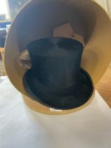 A Lincoln top hat