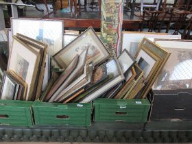 A large collection of Antique and later prints, including hunting and military scenes