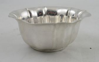 A hallmarked silver bowl, Sheffield 1951, weight 4oz