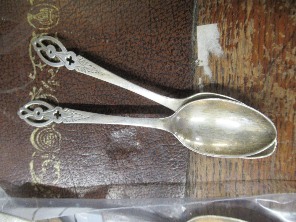 A collection of hallmarked silver spoons - Image 2 of 2