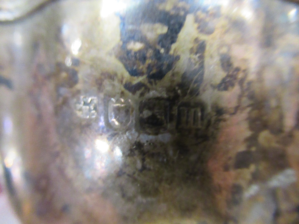 A hallmarked silver bowl inscribed with crest arm holding a crown, weight 3.8oz diameter 4.5ins - Image 5 of 6