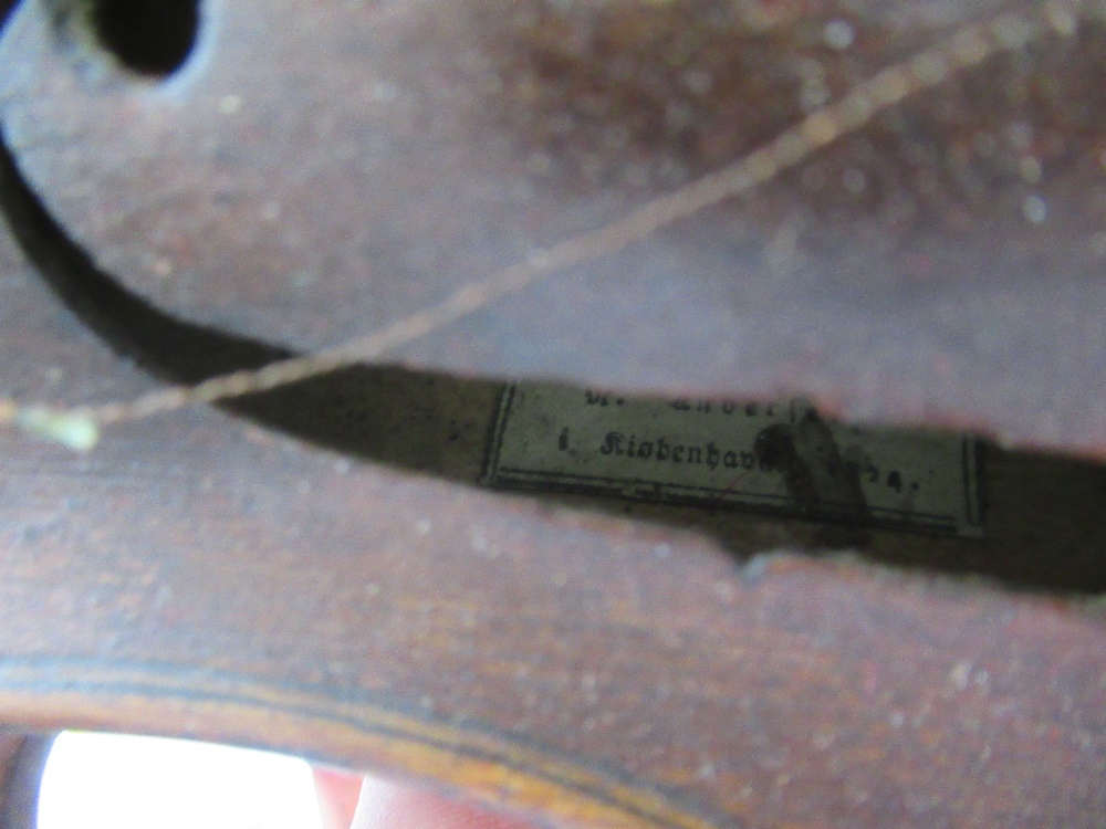 A cased violin, with two piece back, bearing label for repairer M. Andersen - Image 9 of 11