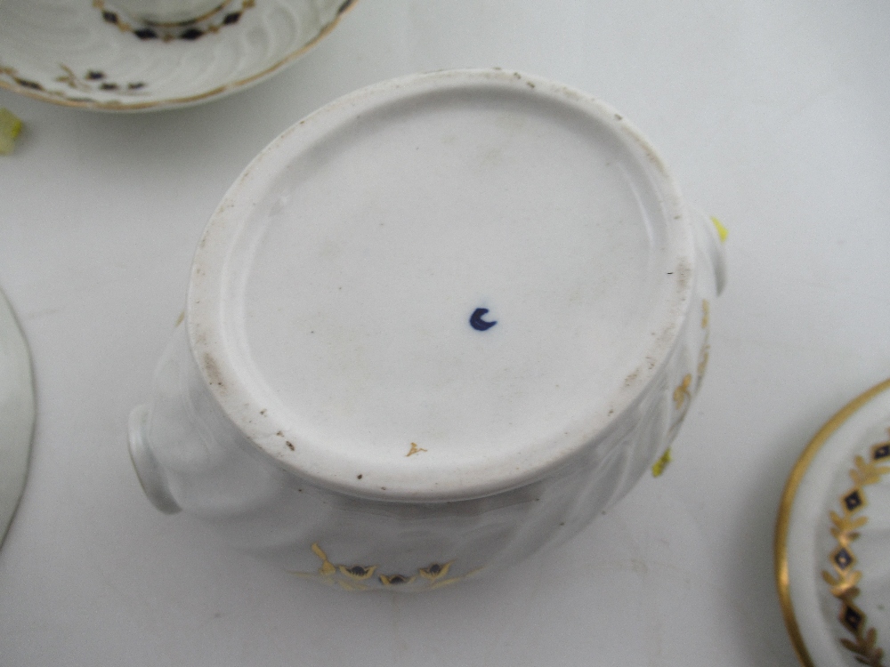 A collection of 18th century Worcester tea ware, bearing the crescent mark , including ten cups - Image 12 of 12