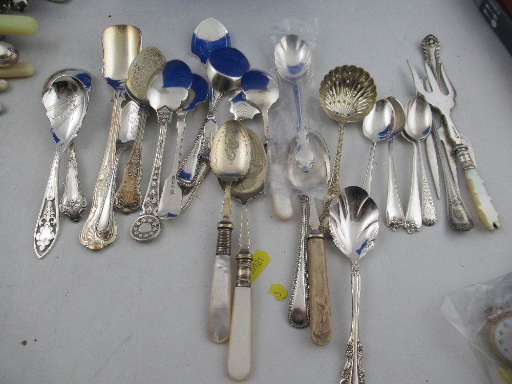 A collection of silver plated flatware etc - Image 4 of 4
