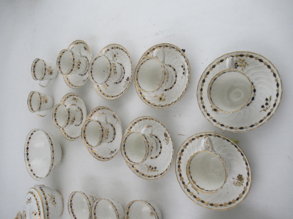 A collection of 18th century Worcester tea ware, bearing the crescent mark , including ten cups - Image 2 of 12