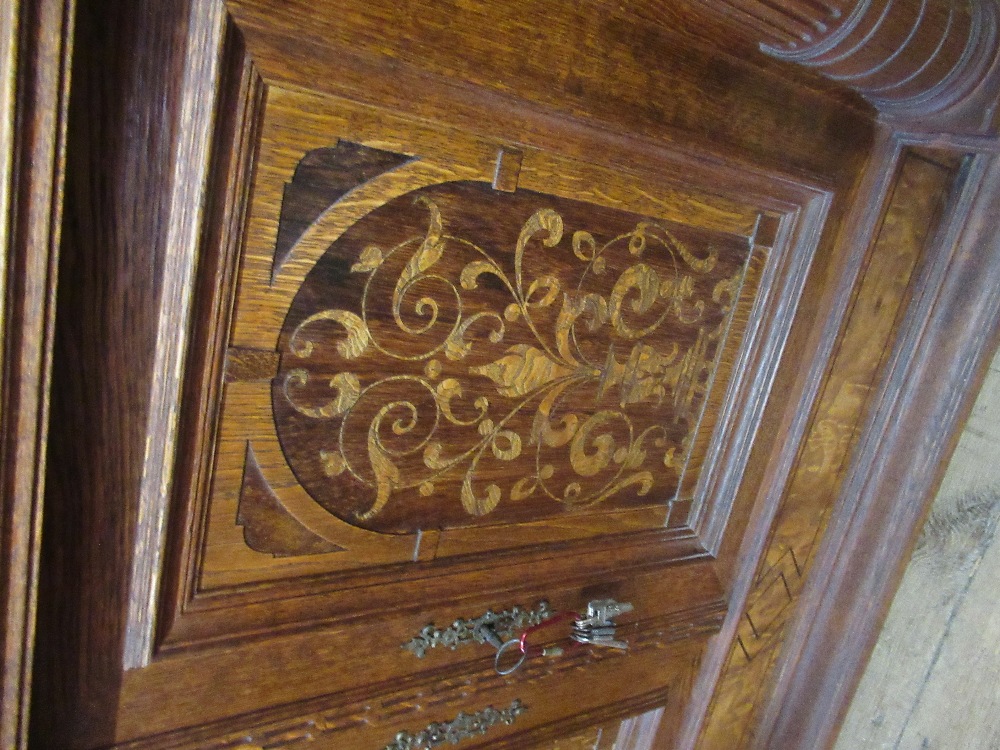 A continental style marble top side board fitted frieze drawer over 3 cupboard drawers with inlaid - Image 2 of 3