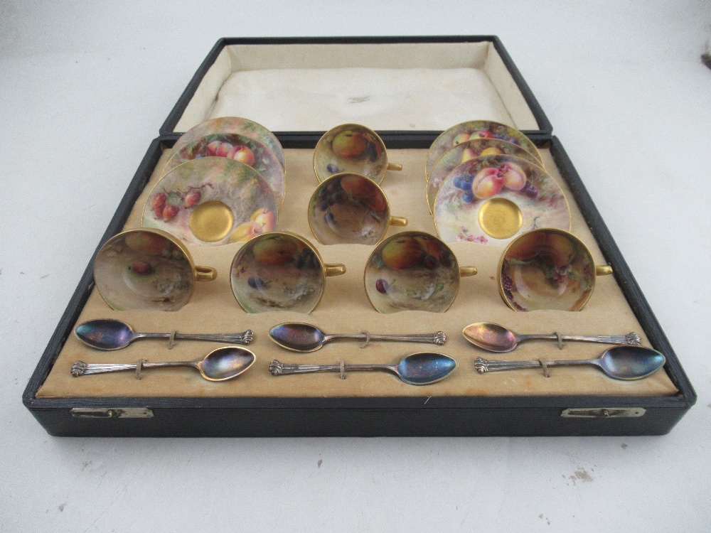 A Royal Worcester cased set of 6 miniature tea cups and saucers decorated with hand painted fruit - Image 2 of 13