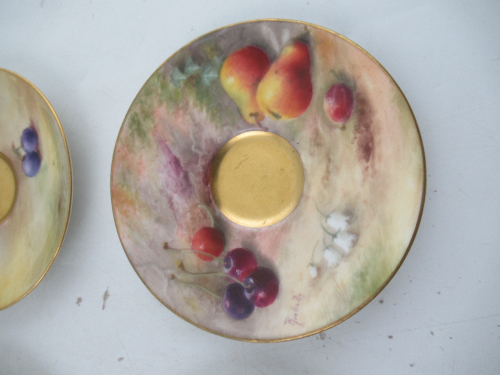 A Royal Worcester cased set of 6 miniature tea cups and saucers decorated with hand painted fruit - Image 6 of 13
