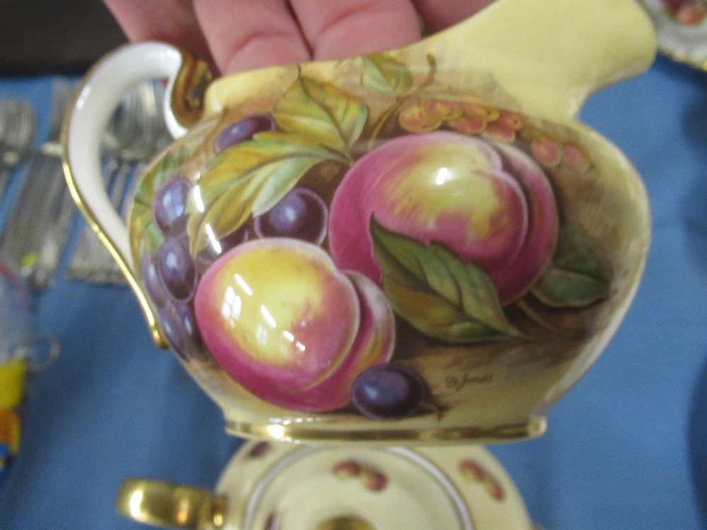 A collection of Aynsley tea ware decorated with fruit to include tea pot, sugar bowl etc - Image 2 of 5