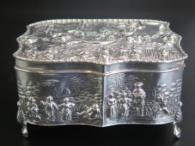 An Edward VII silver jewellery casket, maker George Natham & Ridley Hayes , Chester 1909, of