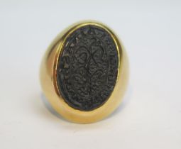 An Antique Ottoman? 18ct Gold and Hardstone Seal Ring, the opaque black stone c. 19.5x13.2mm