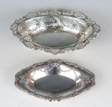 An Edward VII silver bon bon dish, maker W H Lyde, Birmingham, 1903, of oval outline with pierced