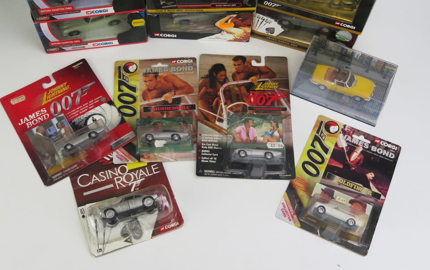 Collection of 007 James Bond Aston Martins including Corgi, Corgi Thunderbirds Fab 1 and Corgi Green - Image 2 of 2