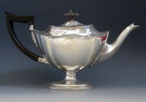 A George V silver pedestal teapot, maker Thomas Bradbury & Sons Ltd, London, 1917, of oval