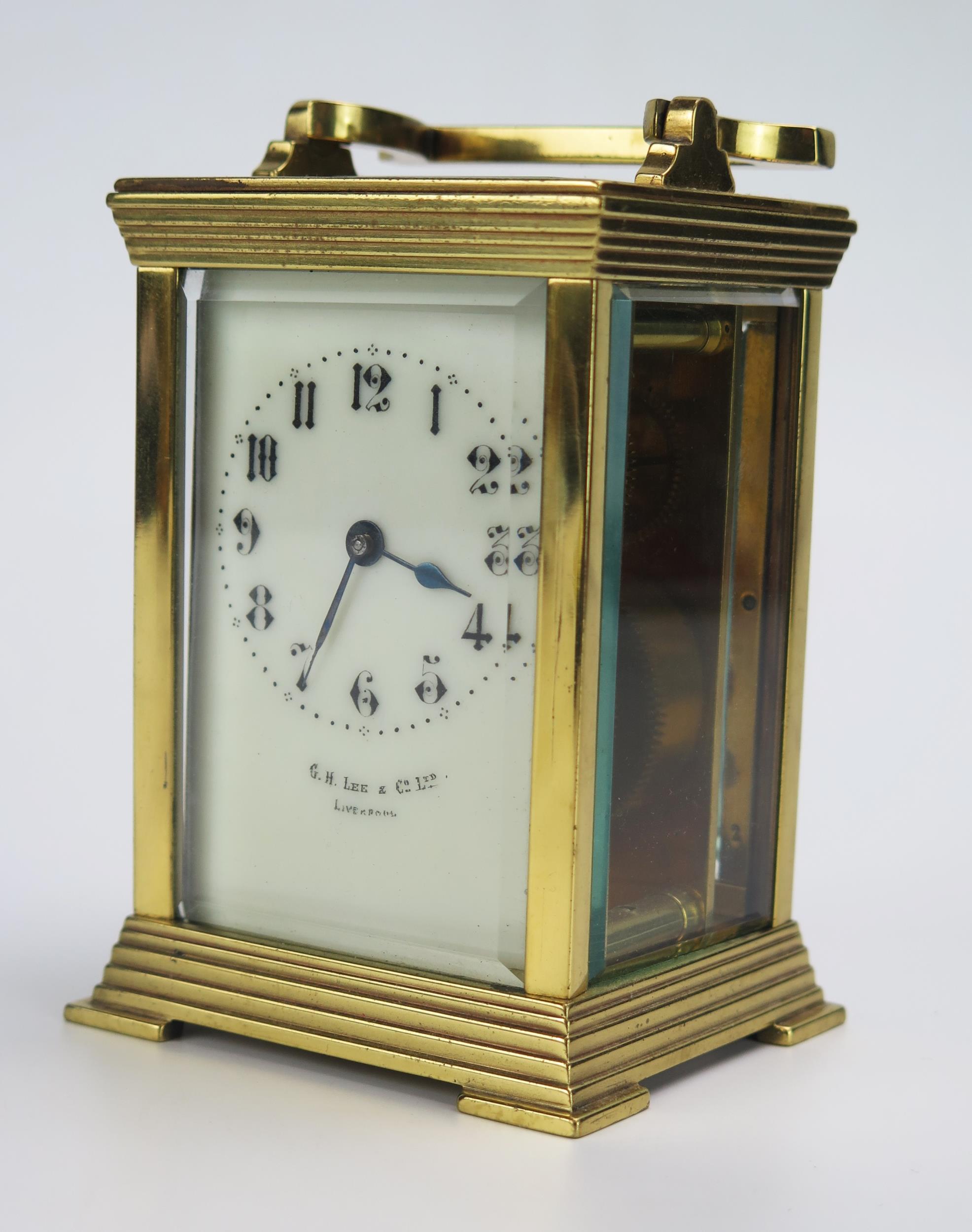 A lacquered brass carriage timepiece, with 6cm ivorine Arabic dial, the movement with lever platform - Bild 2 aus 3