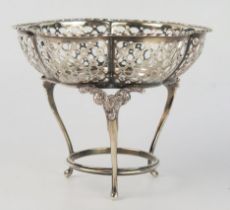 A George V silver bon bon dish, maker's mark worn, Chester, 1910, of lobed circular form with