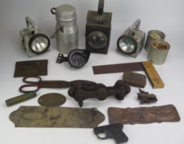 Two BR tri colour hand held signal lamps, a graining comb set, letter stencils, assorted tools etc.