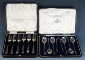 A set of six George V silver pastry forks, maker Cooper Brothers & Sons Ltd, Sheffield, 1931, cased,