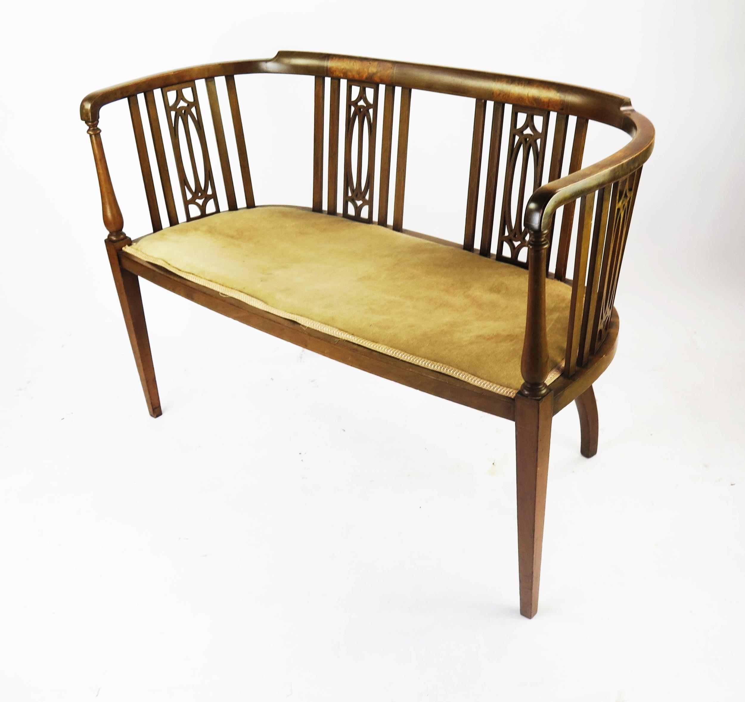 An Edwardian Mahogany and Boxwood Strung Settee, 108cm - Image 2 of 3