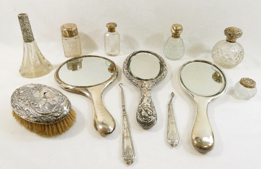 Assorted silver dressing table items comprised of three silver-backed hand mirrors, a silver - Image 2 of 2