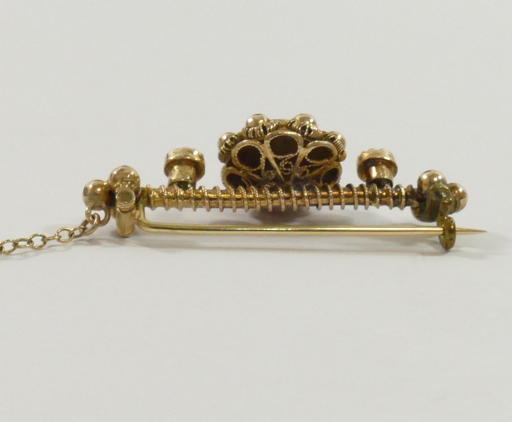 A 19th century yellow metal bar brooch set with split pearls, 3.7cm long, 3.4g gross, and a Wedgwood - Image 4 of 4