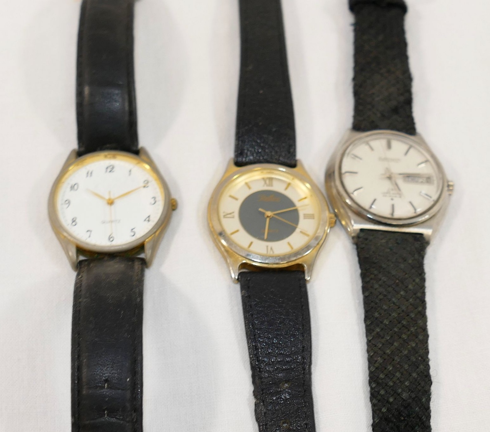 A collection of assorted ladies and gents wrist watches, including Timex, Seconda, Citizen, Accurist - Image 4 of 14