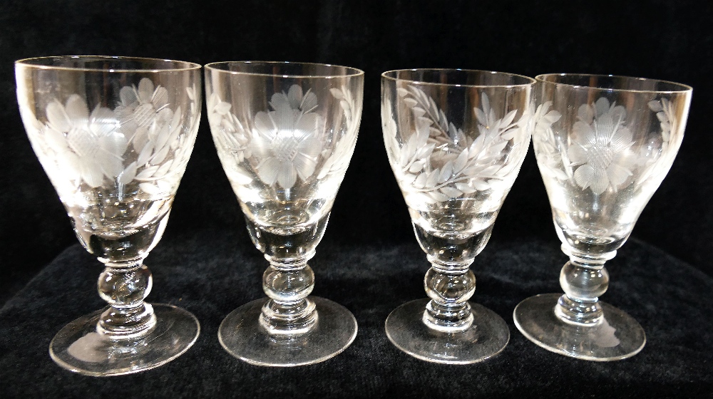 A quantity of stemmed drinking glasses comprised of four air twist glasses, 15cm high, 3 cut glass - Bild 5 aus 7