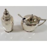 A silver mustard pot and pepperette, Sheffield 1929 by Gladwin Ltd, with unassociated silver salt