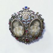 A 19th century French paste-set double portrait brooch, the two oval portraits of 17th century